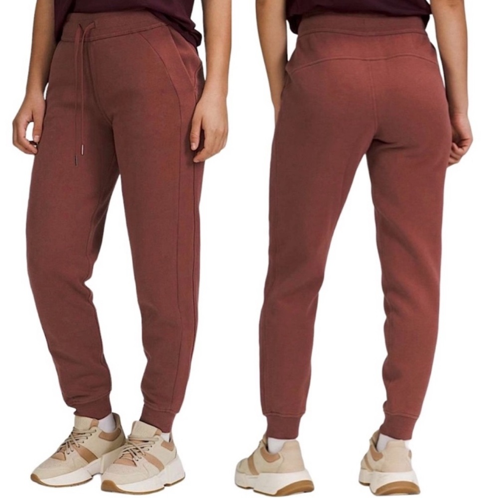 Lululemon Scuba High-Rise Jogger Pants Sz‎ 12 in Smokey Red